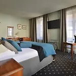 Hotel Morris