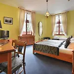Morris 4* Česká Lípa