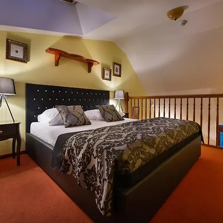 Morris Hotel 4*
