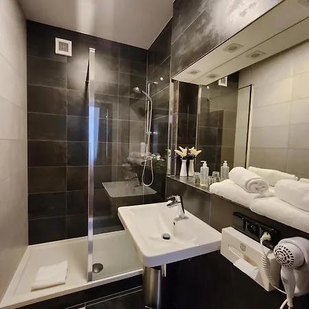 Morris 4* Česká Lípa