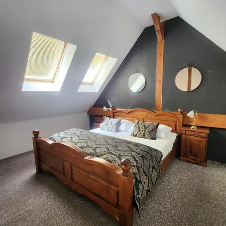 Hotel Morris